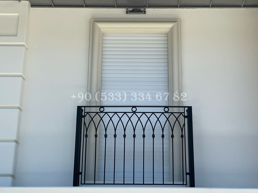 demir-balkon-korkuluk